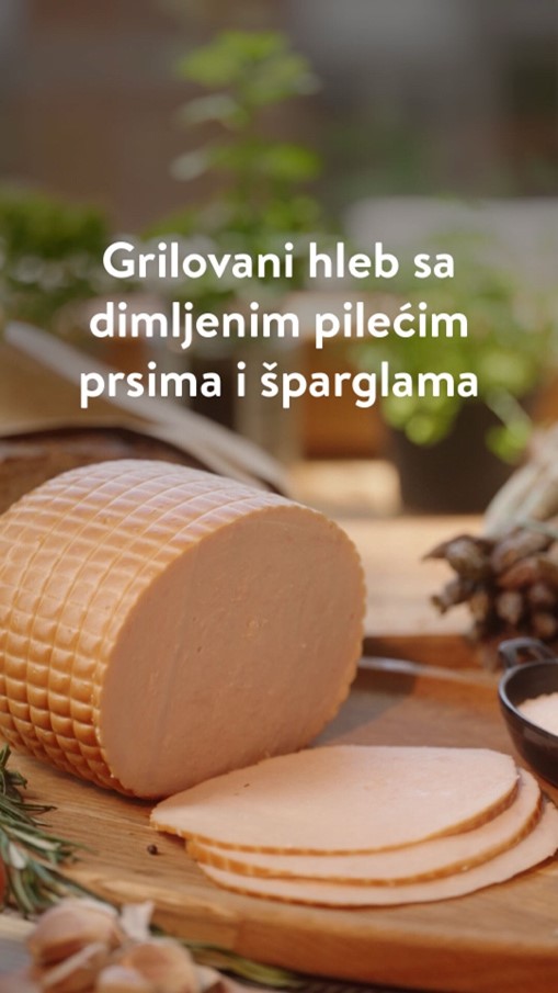 Grilovani hleb sa dimljenim ćurećim prsima i šparglama
